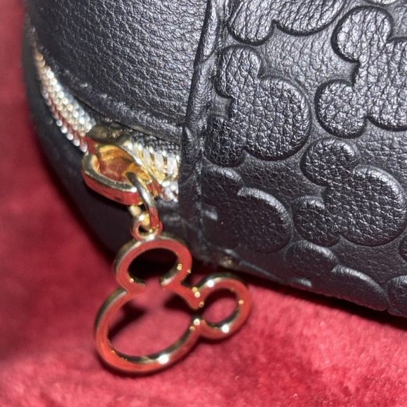 Disney Black Quilted  makeup Bag - Picture 5 of 12
